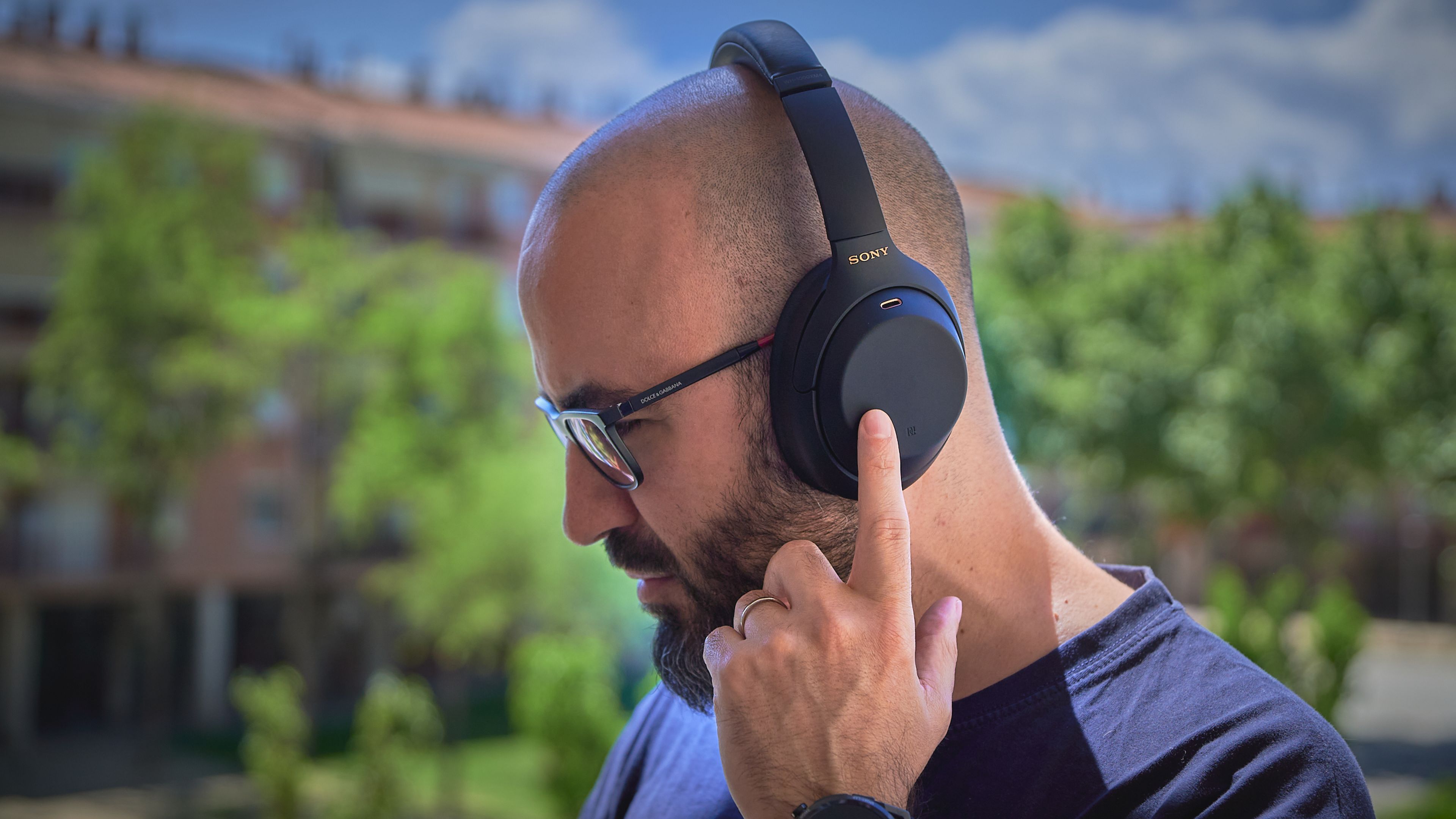 Sony WH-1000XM4