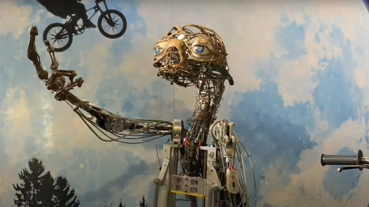 El precio que ha alcanzado el esqueleto del personaje E.T. el extraterrestre en una subasta