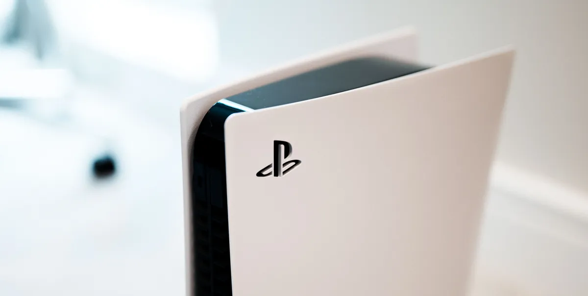 Si ya no usas juegos físicos, buenas noticias: hay PS5 a la venta y a precio más barato de lo habitual