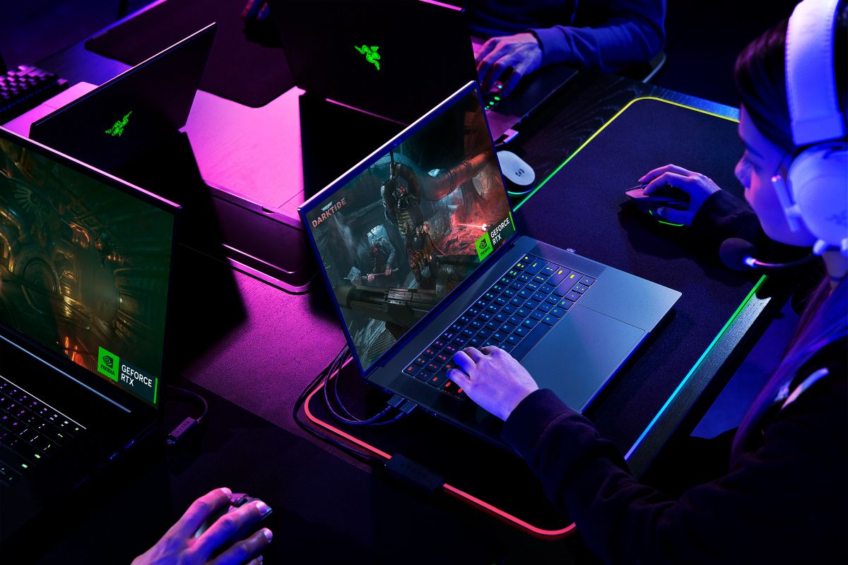 Razer Blade 16 y Razer Blade 18 con RTX40, lo último de Intel y pantalla MiniLED
