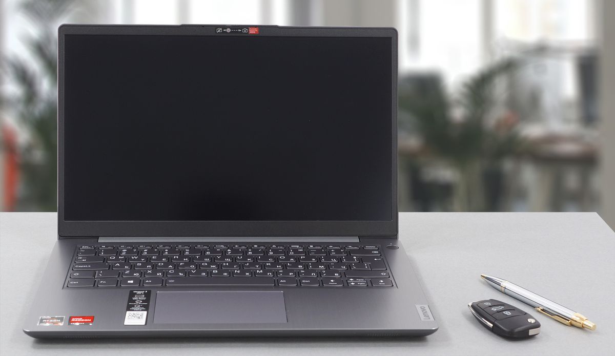 Lenovo IdeaPad 3 Gen 6 con Windows 11 y Ryzen 7 por 599€