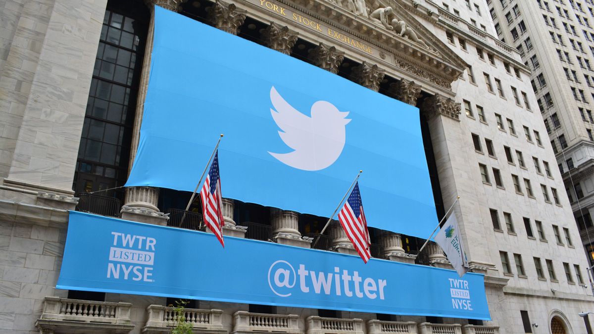 A Twitter se le ha olvidado recoger miles de MacBook Pro de sus empleados recién despedidos
