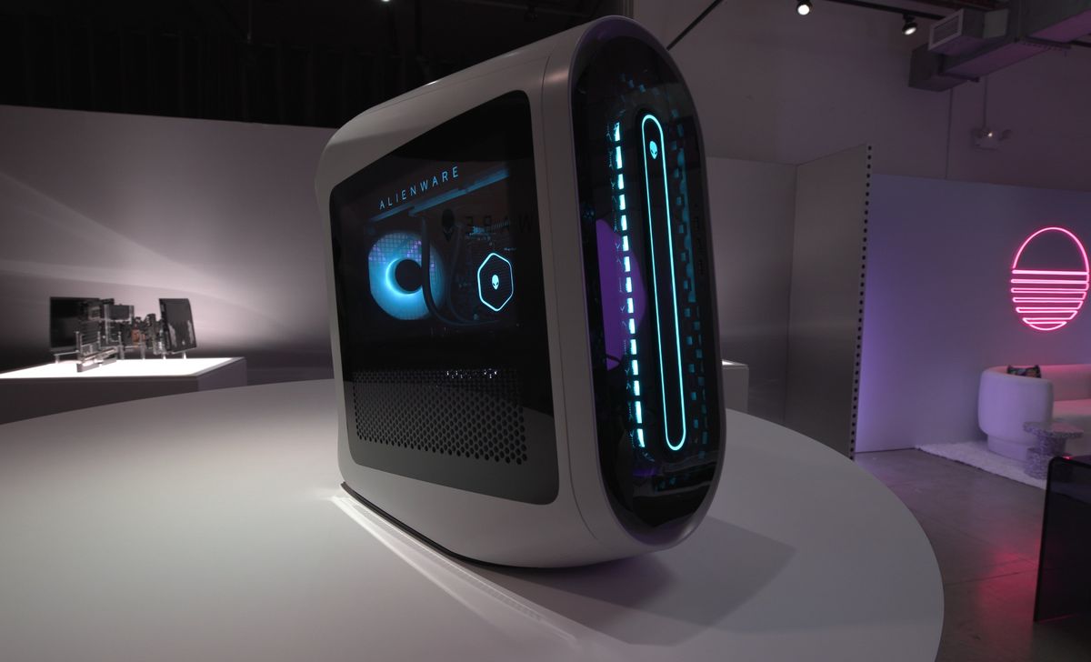 Así es el Alienware AW2524H con 500 Hz y el Aurora R15, una bestia con AMD y RTX 4090