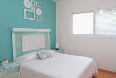 Habitación iluminada y amueblada con servicios incluidos