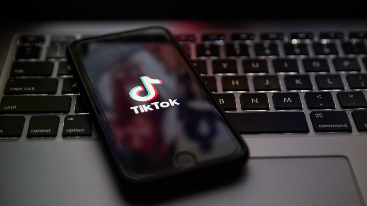 El algoritmo de TikTok es humano: así es el botón que viraliza los videos