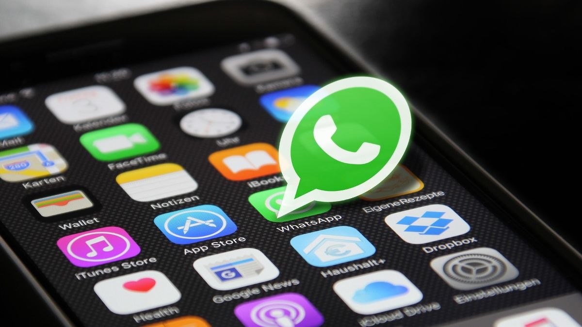 WhatsApp pronto permitirá fijar mensajes en chats y grupos con esta nueva función