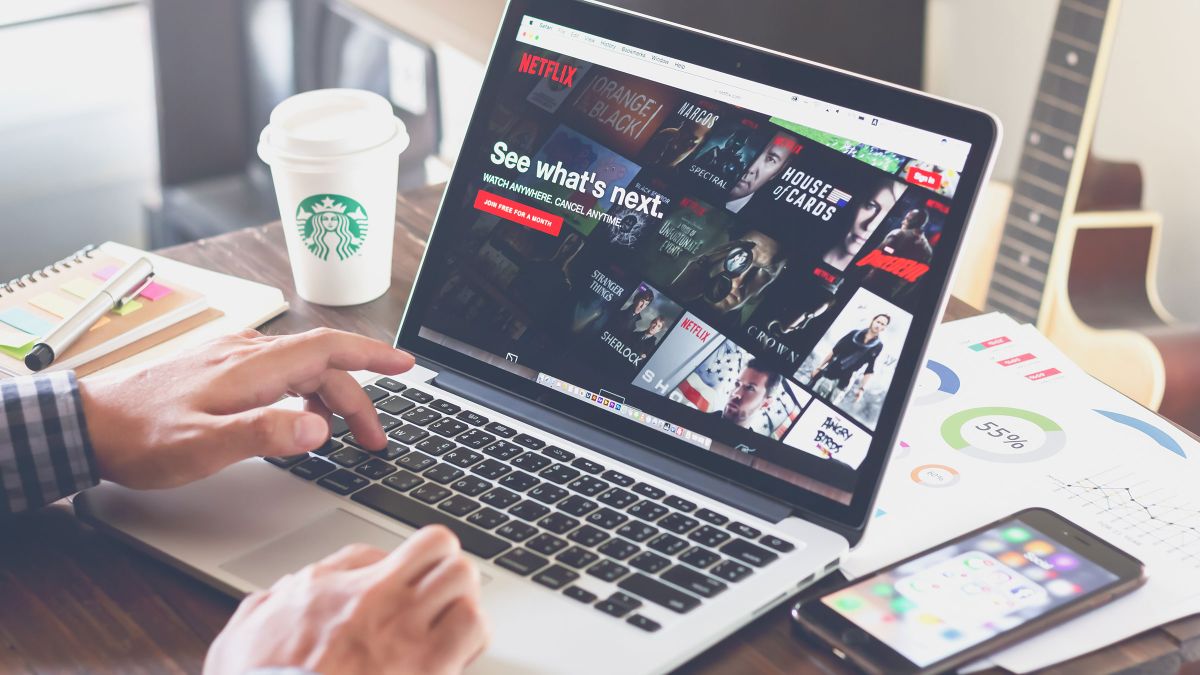 Netflix recula (de momento) y afirma que las polémicas condiciones para compartir cuenta son un error