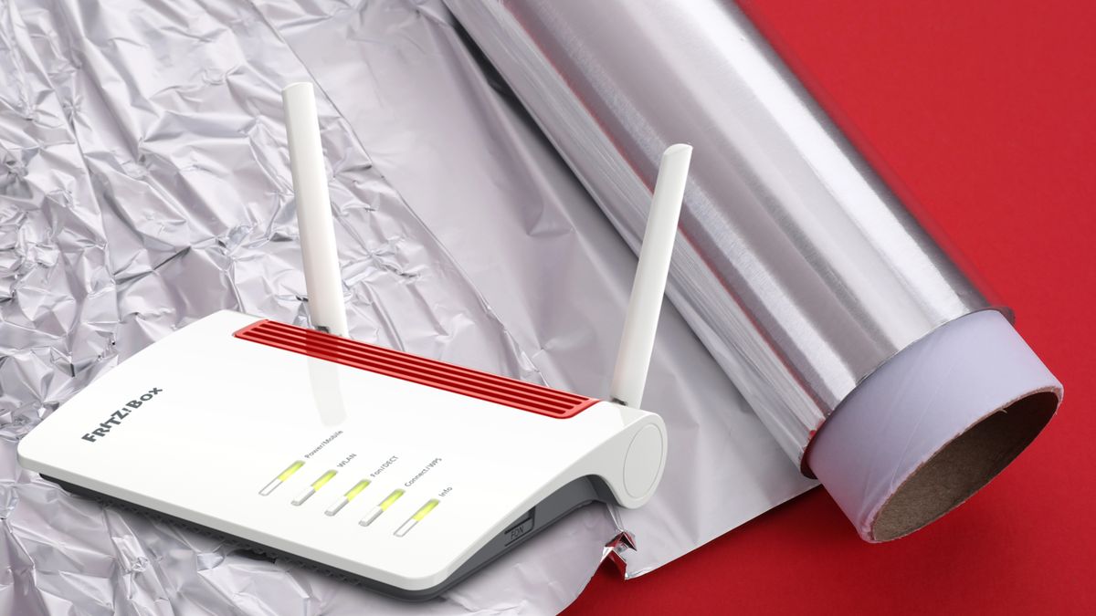 Por qué deberías colocar papel de aluminio detrás de tu router WiFi
