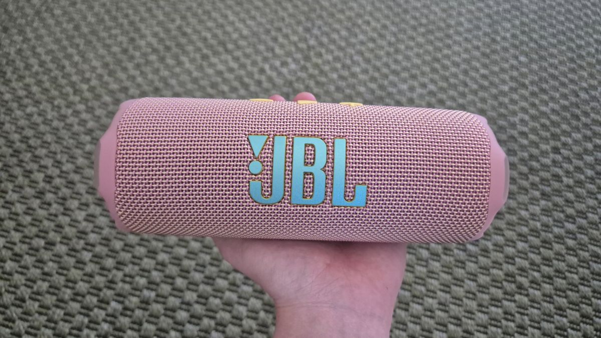El sonido de infarto también puede venir en tamaño ‘mini’ y el JBL Flip 7 me lo ha demostrado