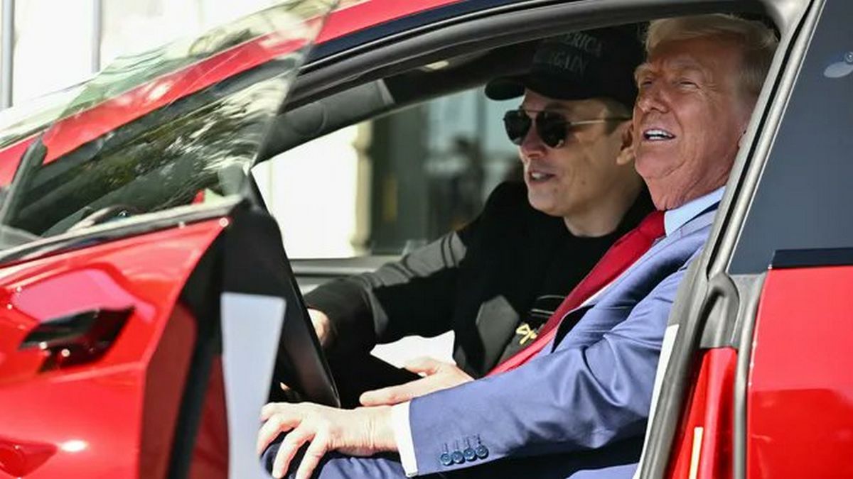 ¿Dónde está el Tesla de Donald Trump tras su enfado con Elon Musk?