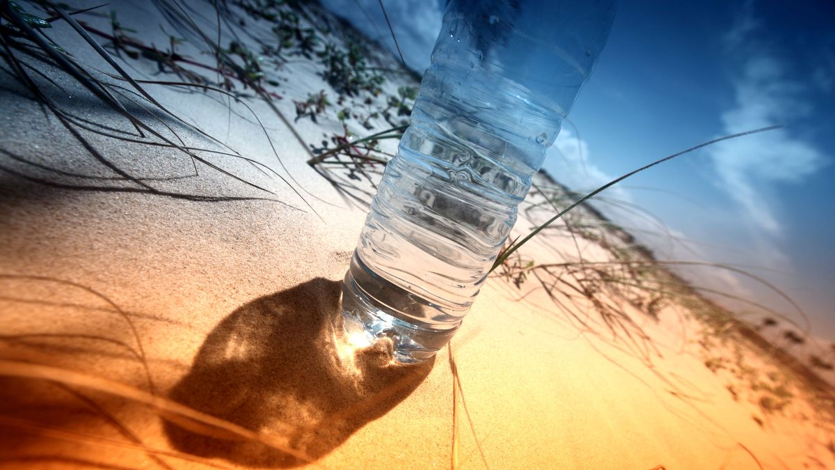 Inventan un dispositivo que extrae agua del aire sin necesidad de electricidad