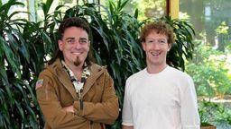 Meta le quita el contrato a Microsoft y anuncia unas gafas de realidad aumentada militares con el fundador de Oculus